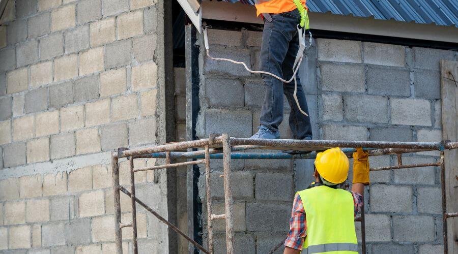 Expert Emergency Roof Repairs services in Milan, IL